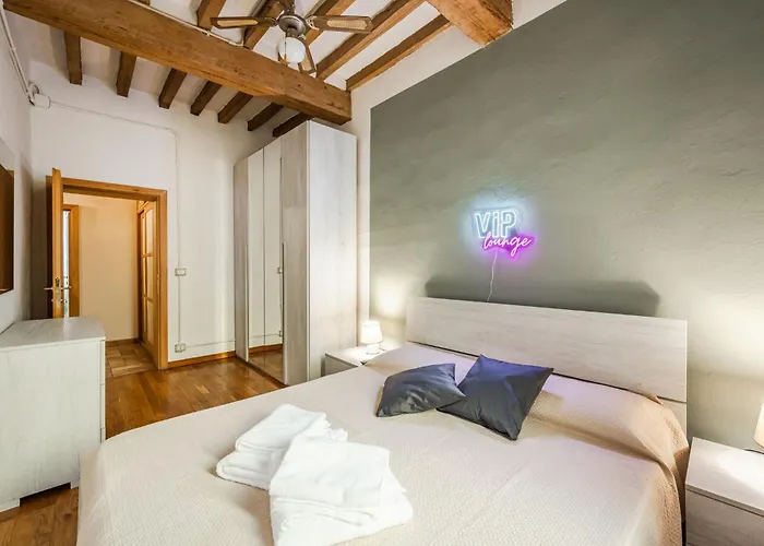 Binario 11 - Centro, Stazione, Netflix